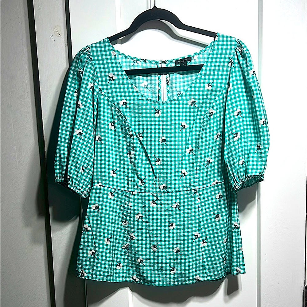 Ann Taylor EUC gingham scoop-neck peplum style blouse